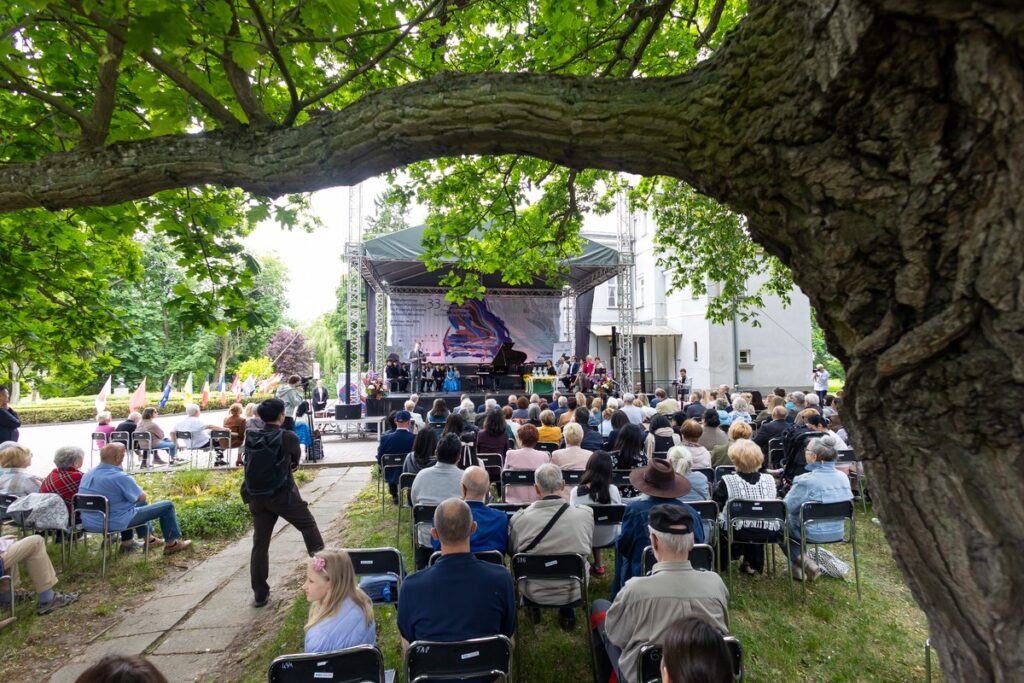 Koncert laureatów 33. Międzynarodowego Konkursu Pianistycznego im. Fryderyka Chopina dla Dzieci i Młodzieży w Szafarni. Fot. Mikołaj Kuras dla UMWKP