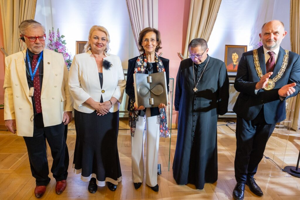 The ceremony of presenting Professor Marta Cartabia with the Nicolaus Copernicus Fides et Ratio Award, photo by Mikołaj Kuras for UMWKP