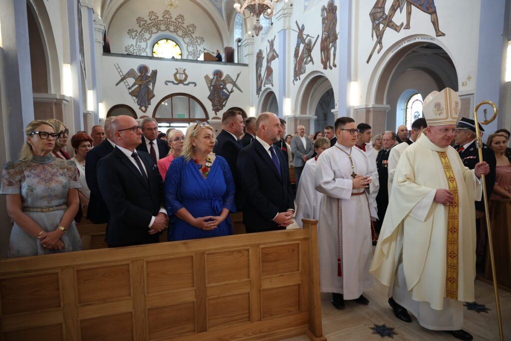 Holy Mass celebrating the Kujawsko-Pomorskie Region Day in Kruszyn, photo by Mikołaj Kuras for UMWKP