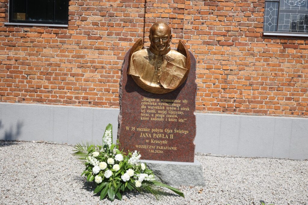 Holy Mass celebrating the Kujawsko-Pomorskie Region Day in Kruszyn, photo by Mikołaj Kuras for UMWKP