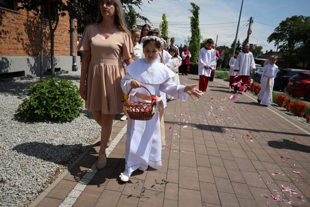 Holy Mass celebrating the Kujawsko-Pomorskie Region Day in Kruszyn, photo by Mikołaj Kuras for UMWKP
