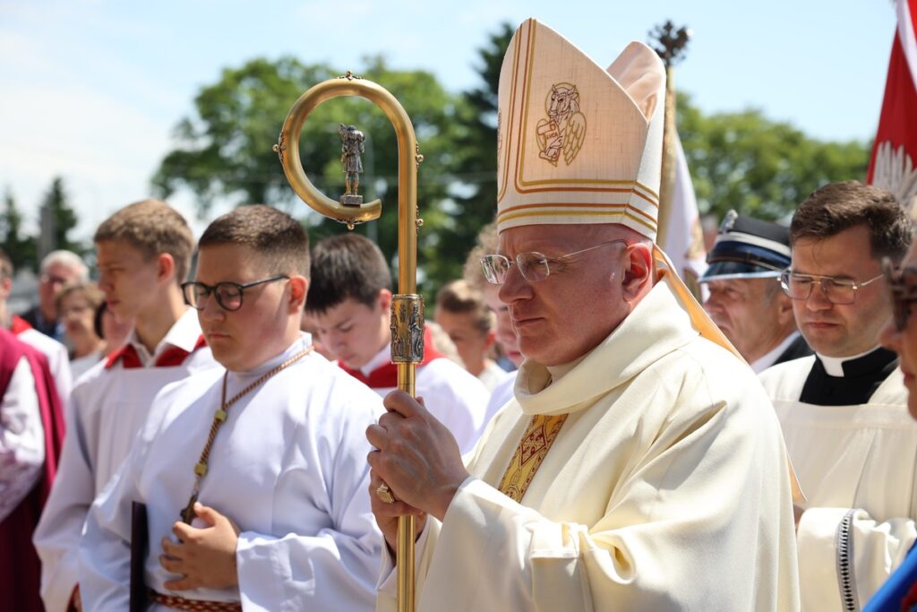 Holy Mass celebrating the Kujawsko-Pomorskie Region Day in Kruszyn, photo by Mikołaj Kuras for UMWKP
