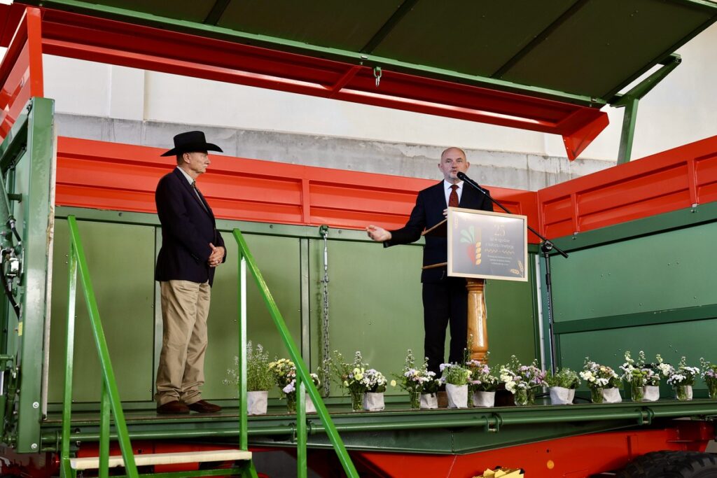 Jubileusz 25-lecia Zakładu Produkcji Rolnej w Kowrozie, fot. Andrzej Goiński/UMWKP