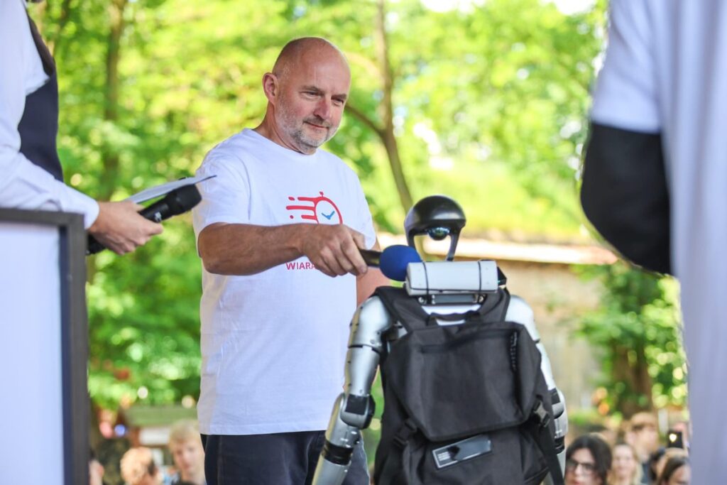 Przystanek JPII, 12 czerwca 2026, Toruń, fot. Szymon Zdziebło/tarantoga dla UMWKP