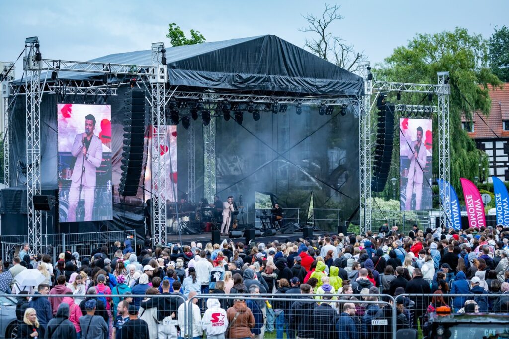 Koncert "Wyspa Kina" w Bydgoszczy, fot. Tomasz Czachorowski/eventphoto dla UMWKP