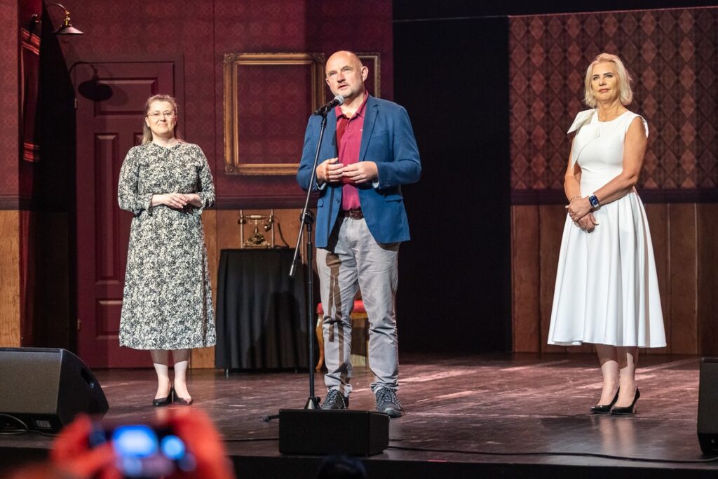 Gala Rodzicielstwa Zastępczego, fot. Szymon Zdziebło/tarantoga.pl dla UMWKP