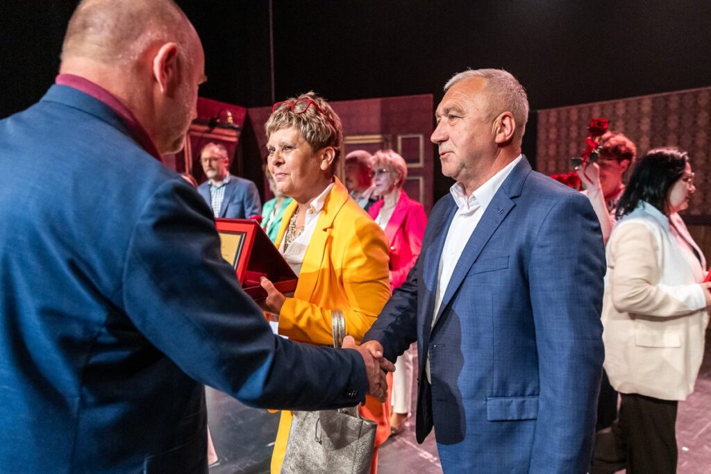 Gala Rodzicielstwa Zastępczego, fot. Szymon Zdziebło/tarantoga.pl dla UMWKP