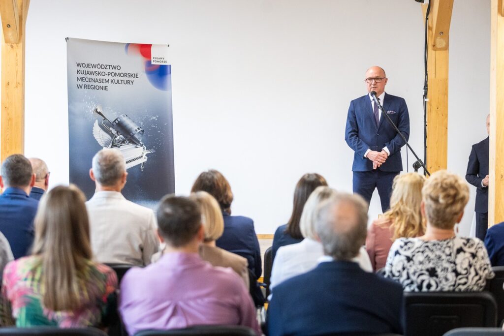 Presentation of Awards to Museum Professionals. Photo: Szymon Zdziebło / tarantoga.pl for UMWKP