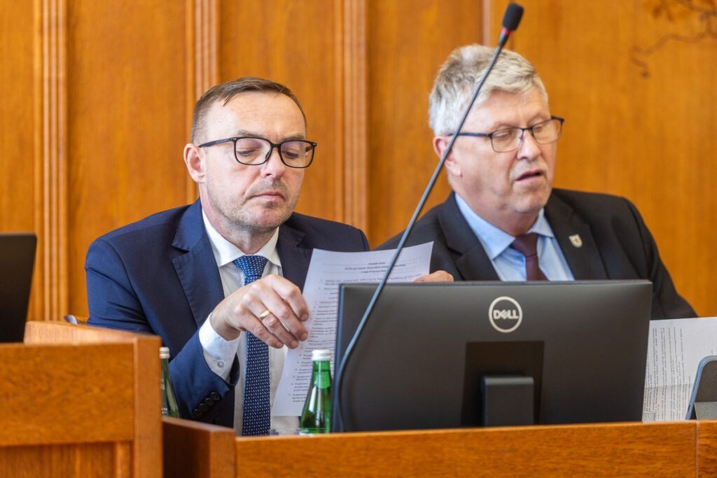 Posiedzenie sejmiku województwa 19 czerwca 2026, fot. Szymon Zdziebło/tarantoga dla UMWKP