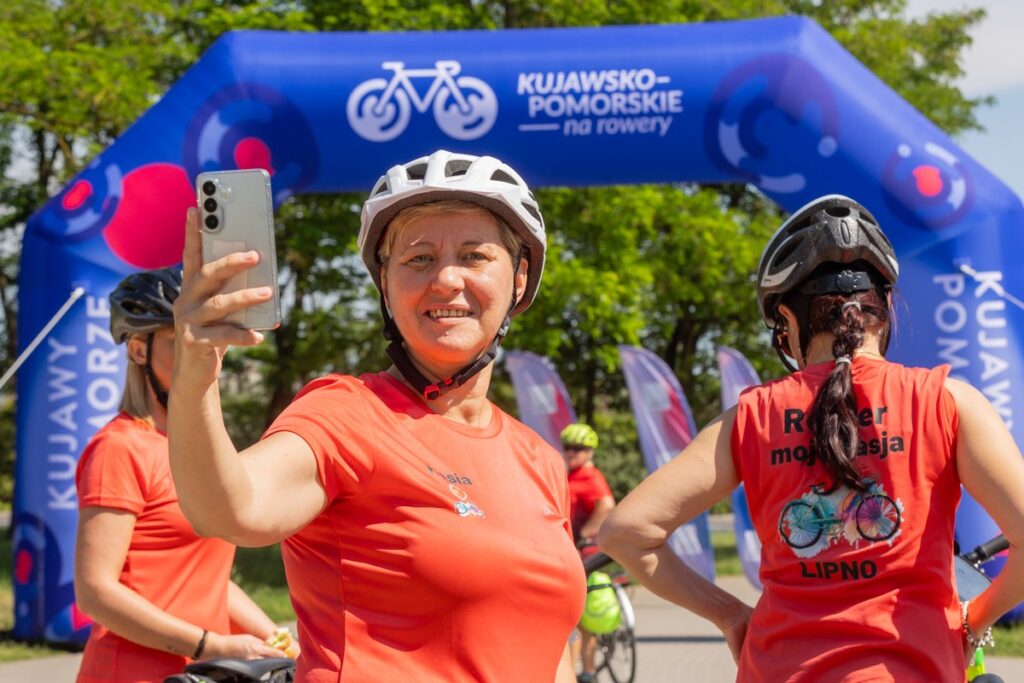 Rajd rowerowy z cyklu „Kujawsko-Pomorskie na rowery” Pakość-Kościelec, fot. Mikołaj Kuras dla UMWKP