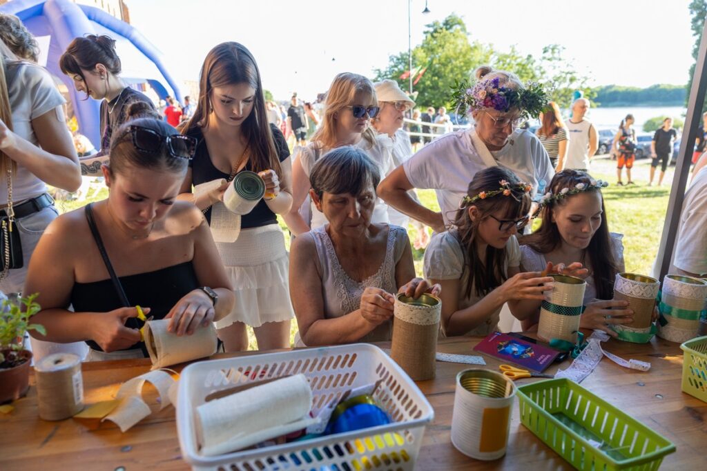 Piknik „Wianki nad Wisłą” na Błoniach Nadwiślańskich w Grudziądzu, fot. Mikołaj Kuras dla UMWKP