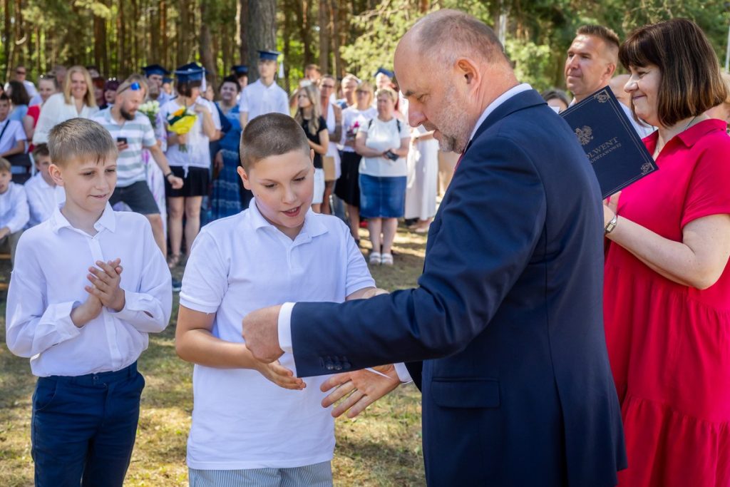 Uroczyste zakończenie roku szkolnego w Kujawsko-Pomorskim Specjalnym Ośrodku Szkolno-Wychowawczym nr 2 im. Gen. Stanisława Maczka w Bydgoszczy, fot. Tomasz Czachorowski/eventphoto.com.pl dla UMWKP