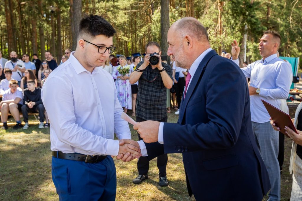 Uroczyste zakończenie roku szkolnego w Kujawsko-Pomorskim Specjalnym Ośrodku Szkolno-Wychowawczym nr 2 im. Gen. Stanisława Maczka w Bydgoszczy, fot. Tomasz Czachorowski/eventphoto.com.pl dla UMWKP