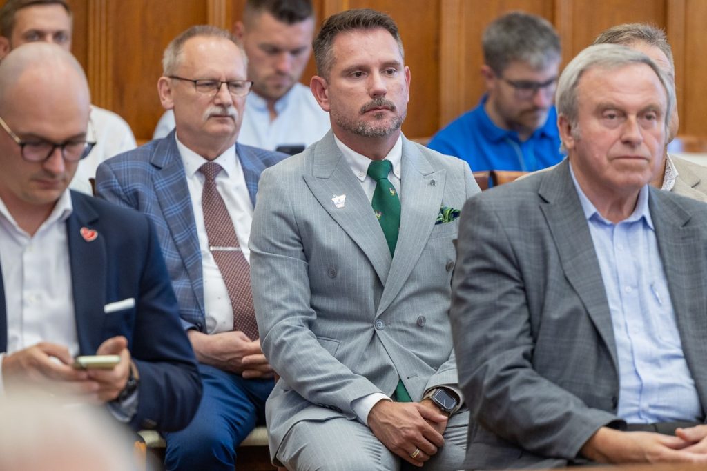 Nadzwyczajna sesja sejmiku województwa na temat sytuacji w WSZ, fot. Mikołaj Kuras dla UMWKP