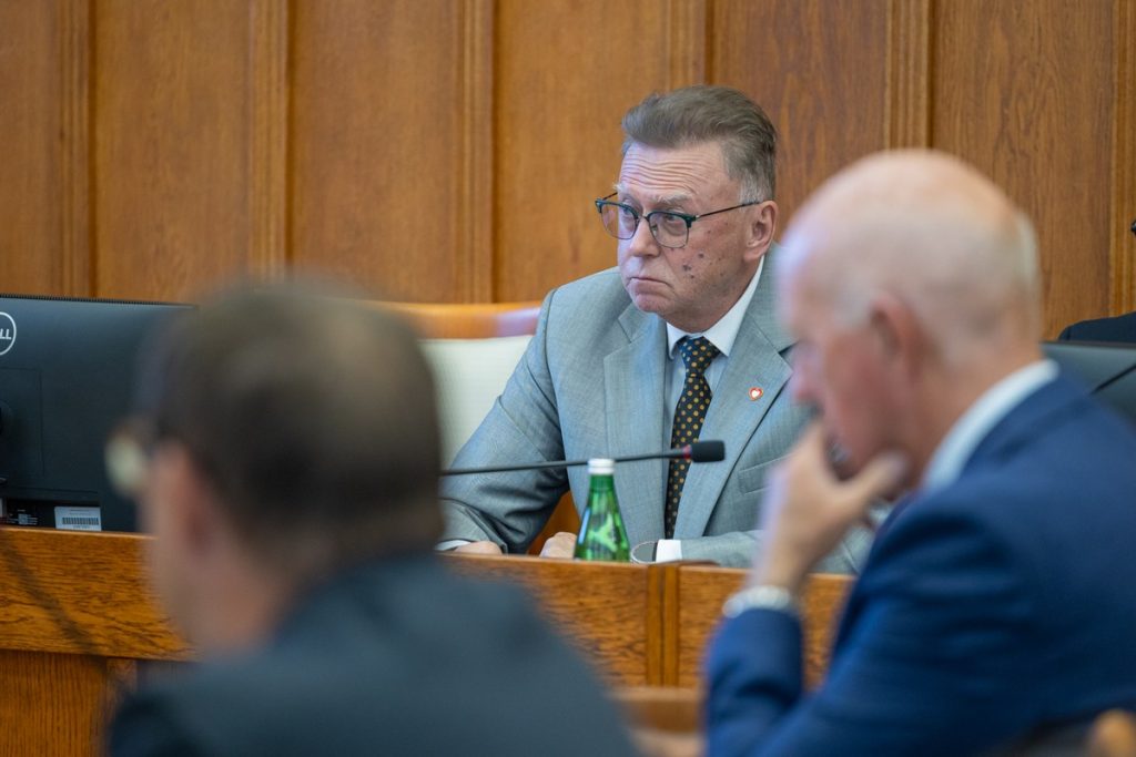 Nadzwyczajna sesja sejmiku województwa na temat sytuacji w WSZ, fot. Mikołaj Kuras dla UMWKP