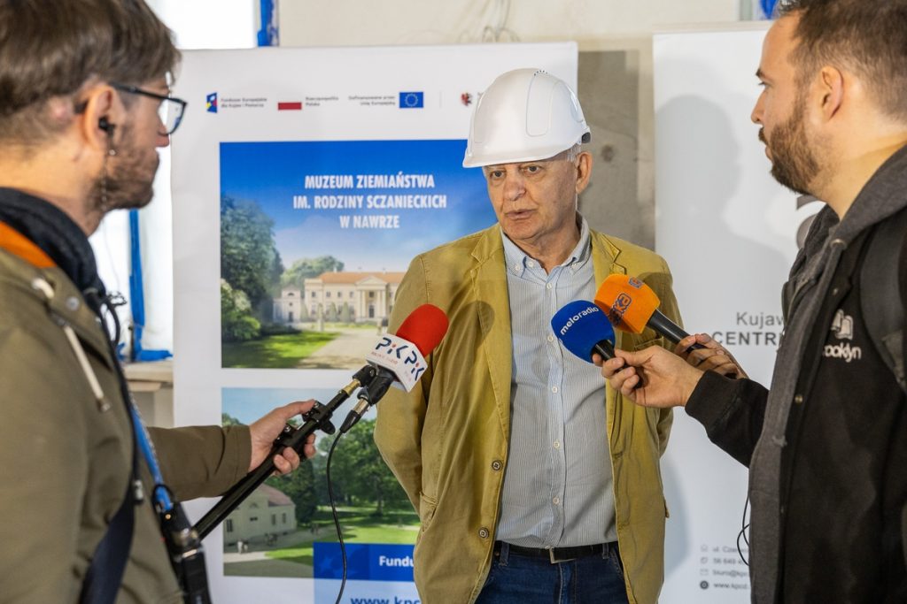Site visit to the development in Nawra, photo: Szymon Zdziebło/tarantoga for UMWKP