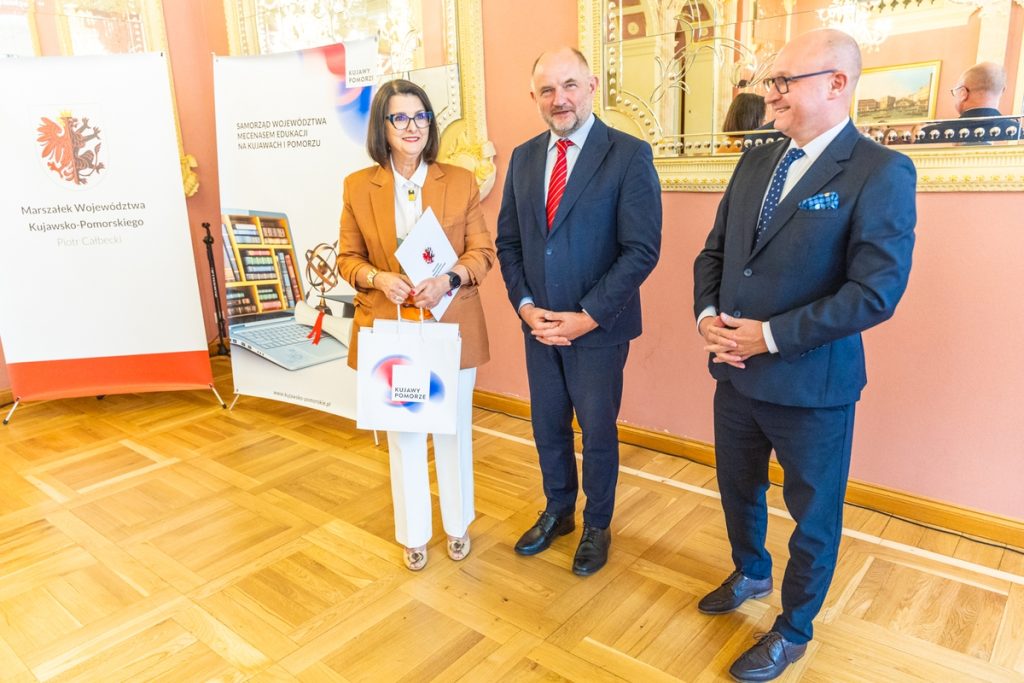 Appointments to the new Regional Skills Policy Coordination Team, photo by Andrzej Goiński/UMWKP