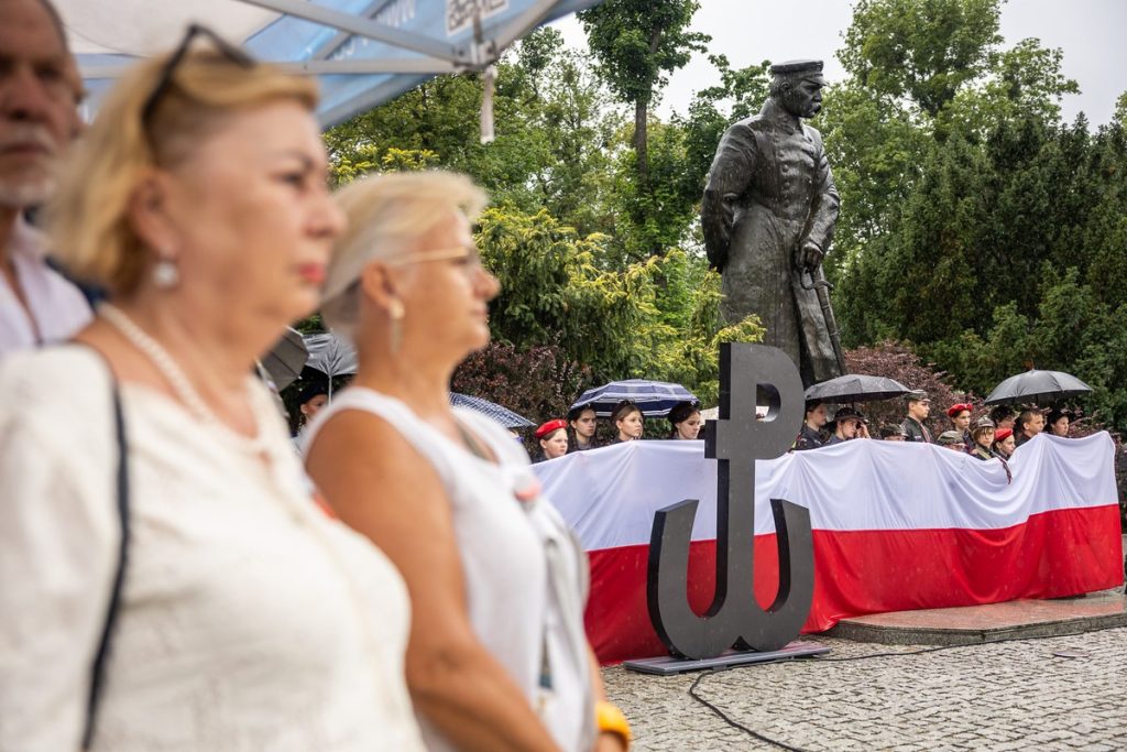 Obchody 82. rocznicy wybuchu Powstania Warszawskiego w Toruniu, fot. Szymon Zdziebło/tarantoga.pl dla UMWKP