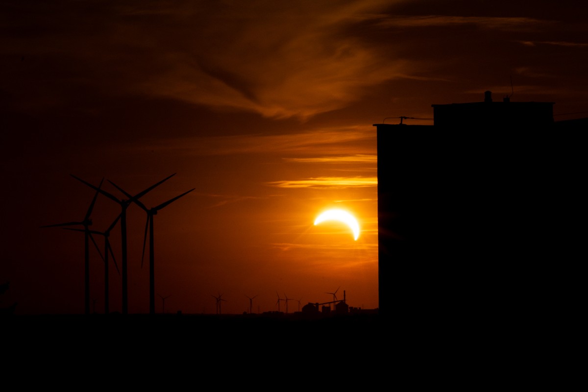 Solar eclipse observation in Radziejów, photo: Mikołaj Kuras for the Marshal’s Office of the Kujawsko-Pomorskie Region