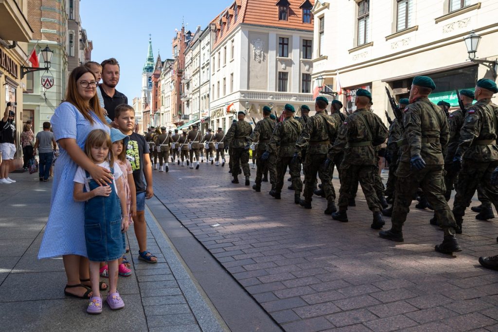Święto Wojska Polskiego w Toruniu, fot. Mikołaj Kuras dla UMWKP