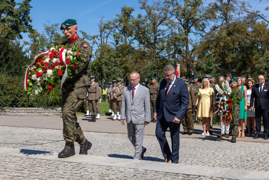 Święto Wojska Polskiego w Toruniu, fot. Mikołaj Kuras dla UMWKP