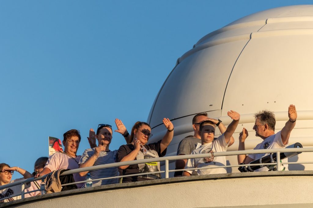 Solar eclipse observations in Radziejów, photo by Mikołaj Kuras for the UMWKP