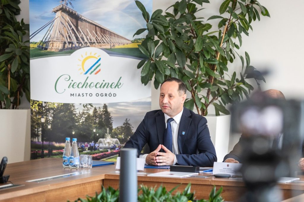 Konferencja ws. wpisania zespołu zabytkowej warzelni soli w Ciechocinku na Listę Światowego Dziedzictwa UNESCO, fot. Szymon Zdziebło/tarantoga.pl dla UMWKP