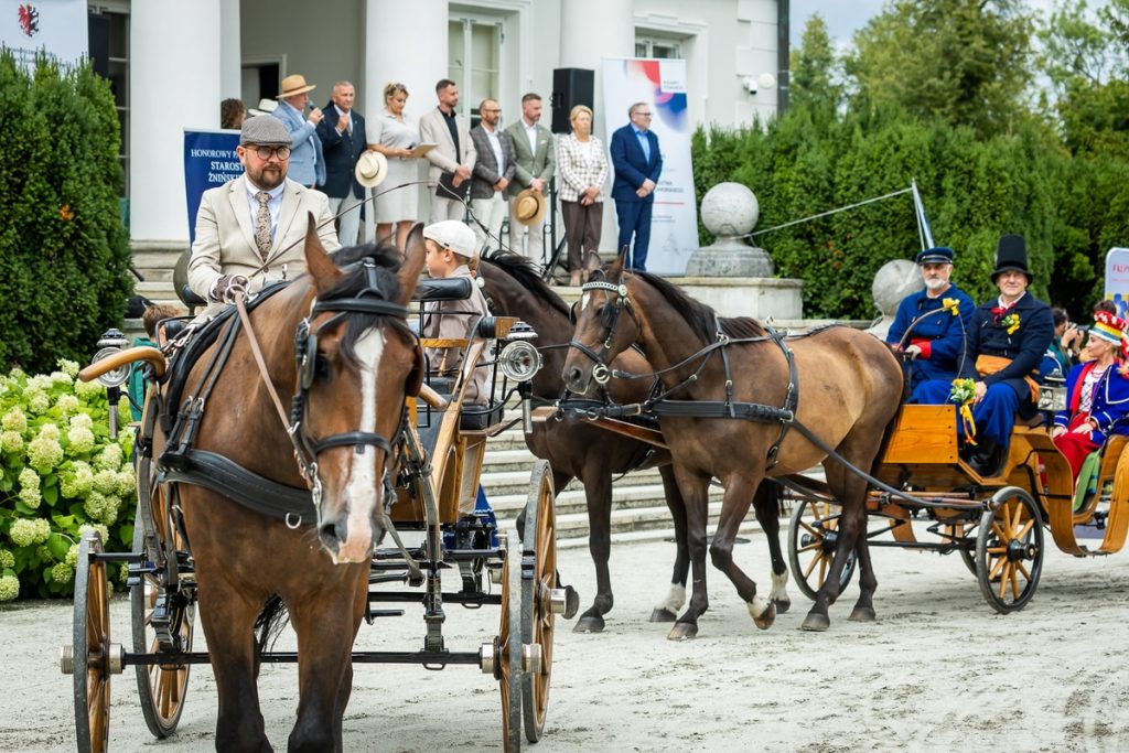 Horse-Drawn Carriage Competition in Lubostroń, photo: Tomasz Czachorowski/eventphoto.com.pl for UMWKP