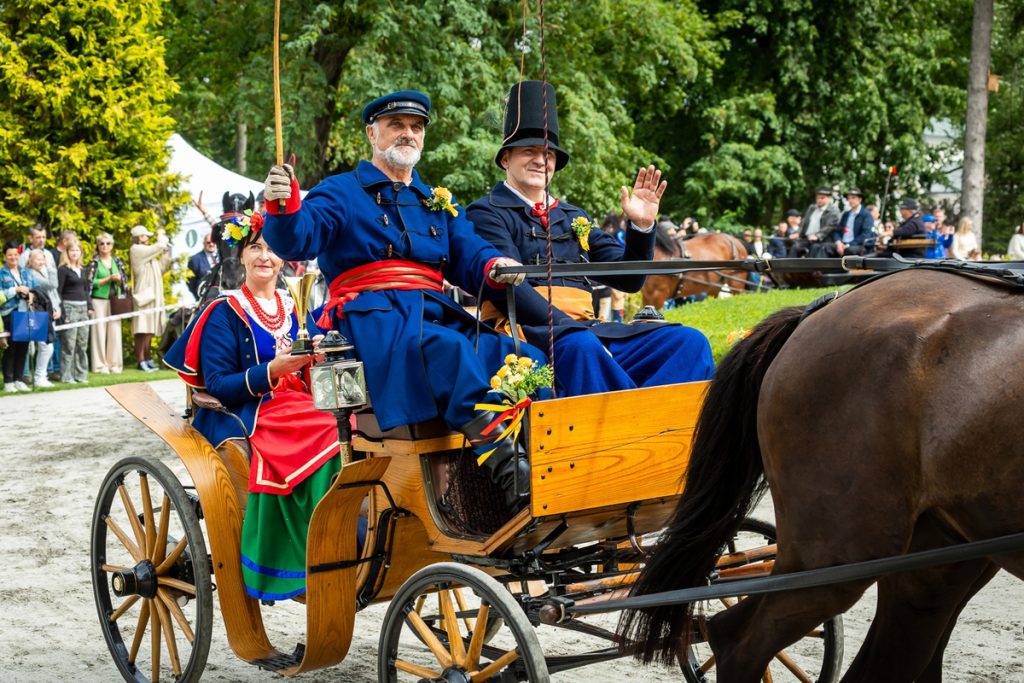 Horse-Drawn Carriage Competition in Lubostroń, photo: Tomasz Czachorowski/eventphoto.com.pl for UMWKP