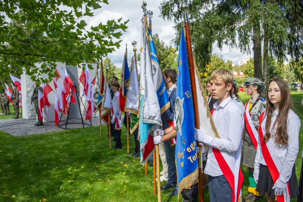 Obchody 87. rocznicy wybuchu II wojny światowej w Toruniu, fot. Andrzej Goiński/UMWKP