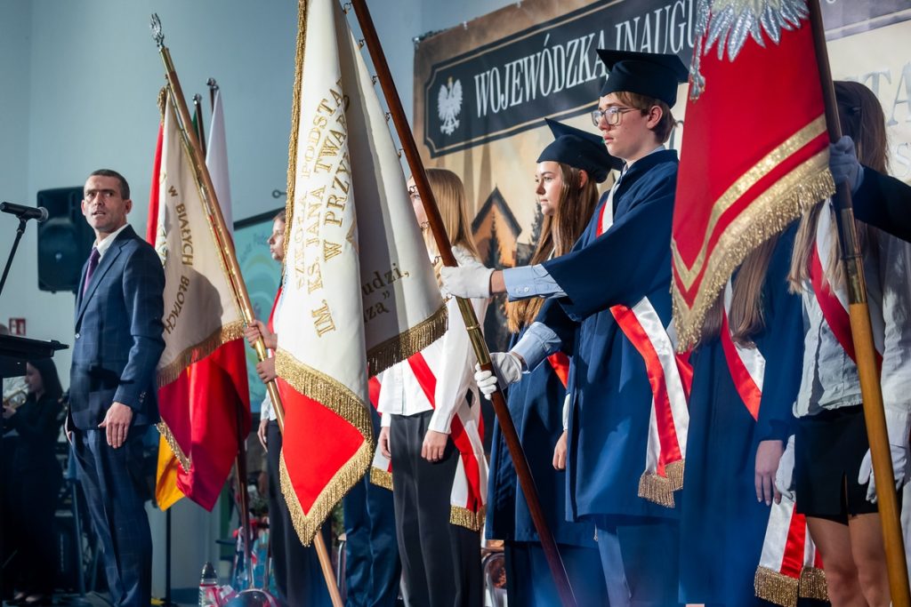 School Year Opening Ceremony in Bądkowo, photo by Szymon Zdziebło/tarantoga.pl for UMWKP