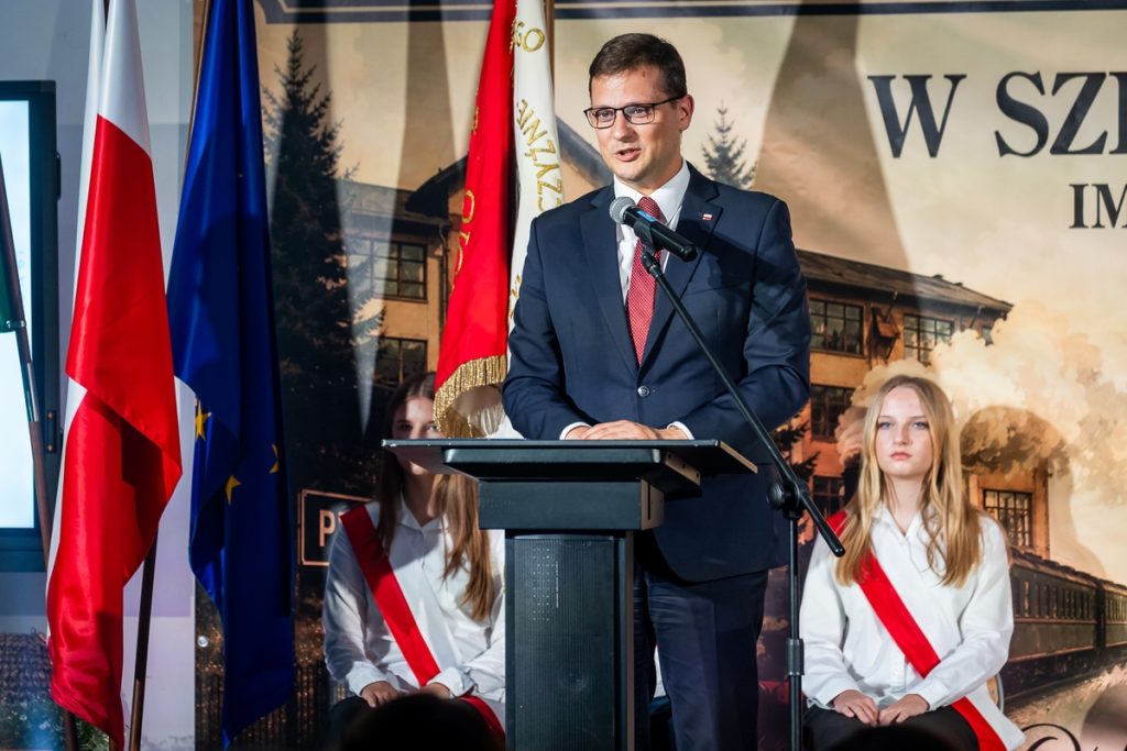 School Year Opening Ceremony in Bądkowo, photo by Szymon Zdziebło/tarantoga.pl for UMWKP