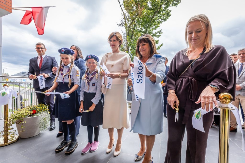 School Year Opening Ceremony in Bądkowo, photo by Szymon Zdziebło/tarantoga.pl for UMWKP