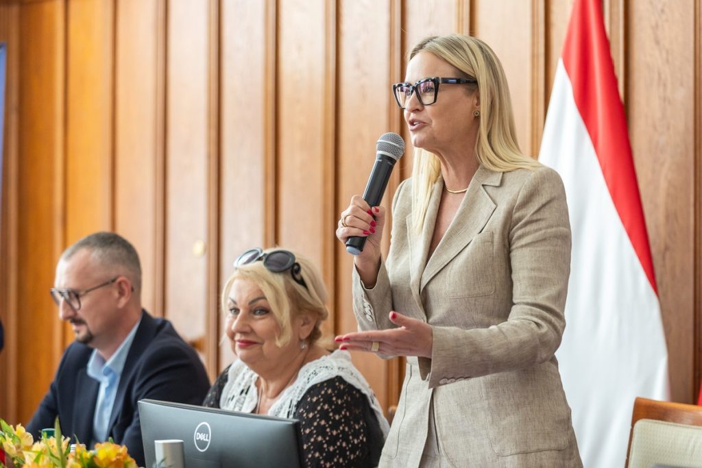 Podpisanie umów FEdKP, 3 września 2026 r., fot. Szymon Zdziebło/tarantoga.pl dla UMWKP