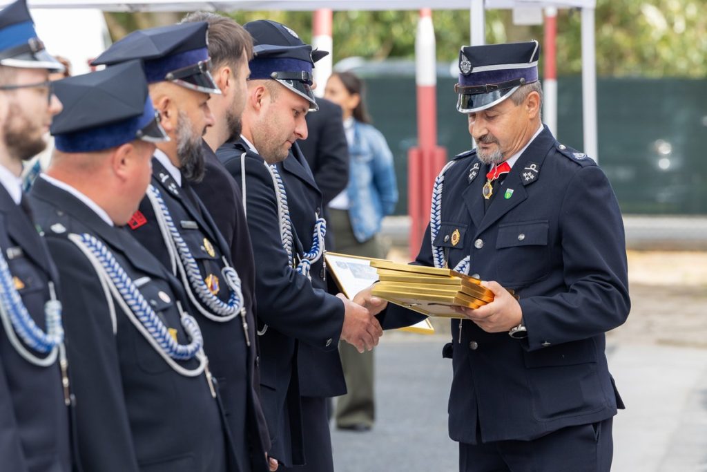 Otwarcie remizy OSP w Dąbrowie Chełmińskiej, fot. Mikołaj Kuras dla UMWKP