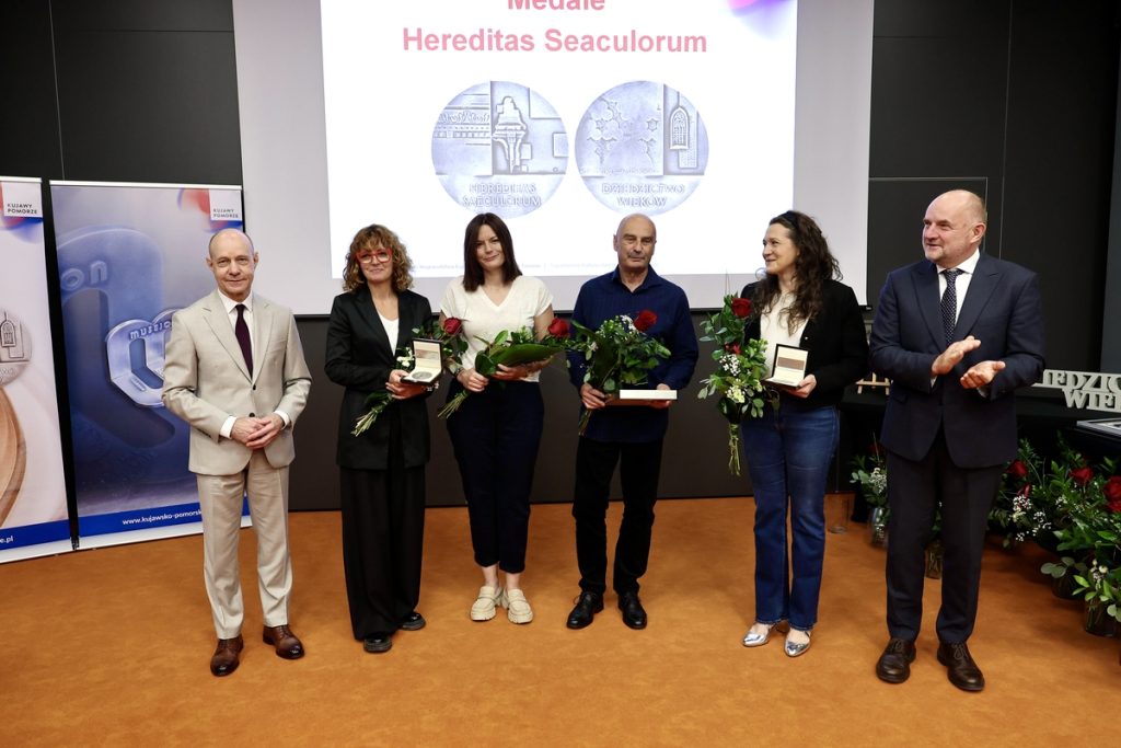 Wręczenie nagród Hereditas Saeculorum i Musejon, fot. Andrzej Goiński/UMWKP