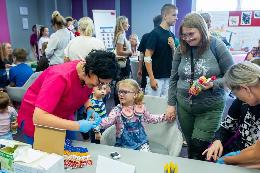 Dzień Otwarty „Zadbaj o zdrowy start” w Wojewódzkim Szpitalu Dziecięcym w Bydgoszczy, fot. Tomasz Czachorowski/eventphoto.com.pl dla UMWKP