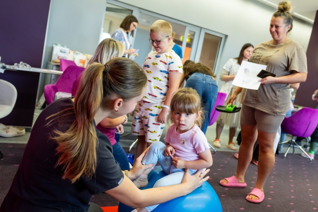 Dzień Otwarty „Zadbaj o zdrowy start” w Wojewódzkim Szpitalu Dziecięcym w Bydgoszczy, fot. Tomasz Czachorowski/eventphoto.com.pl dla UMWKP