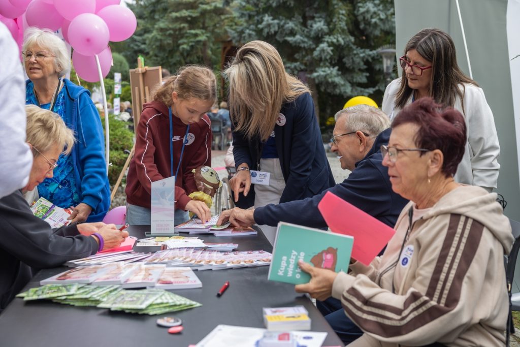 Piknik zdrowotno-edukacyjny w Parku Kliniki Uzdrowiskowej Pod Tężniami w Ciechocinku, fot. Mikołaj Kuras dla UMWKP