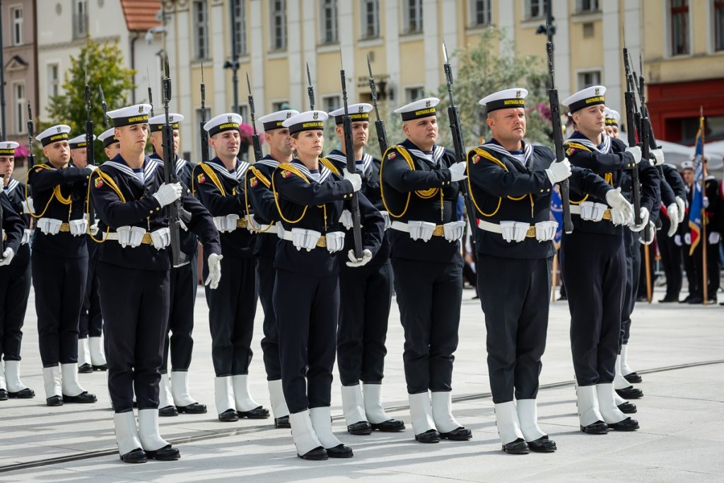 Dzień Marynarza Rzecznego w Bydgoszczy, fot. Tomasz Czachorowski/eventphoto.com.pl dla UMWKP