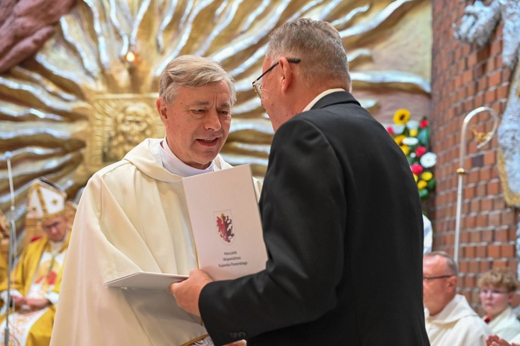 Obchody jubileuszu bydgoskiej parafii Świętych Polskich Braci Męczenników, fot. Marcin Jarzembowski, Biuro Prasowe Diecezji Bydgoskiej