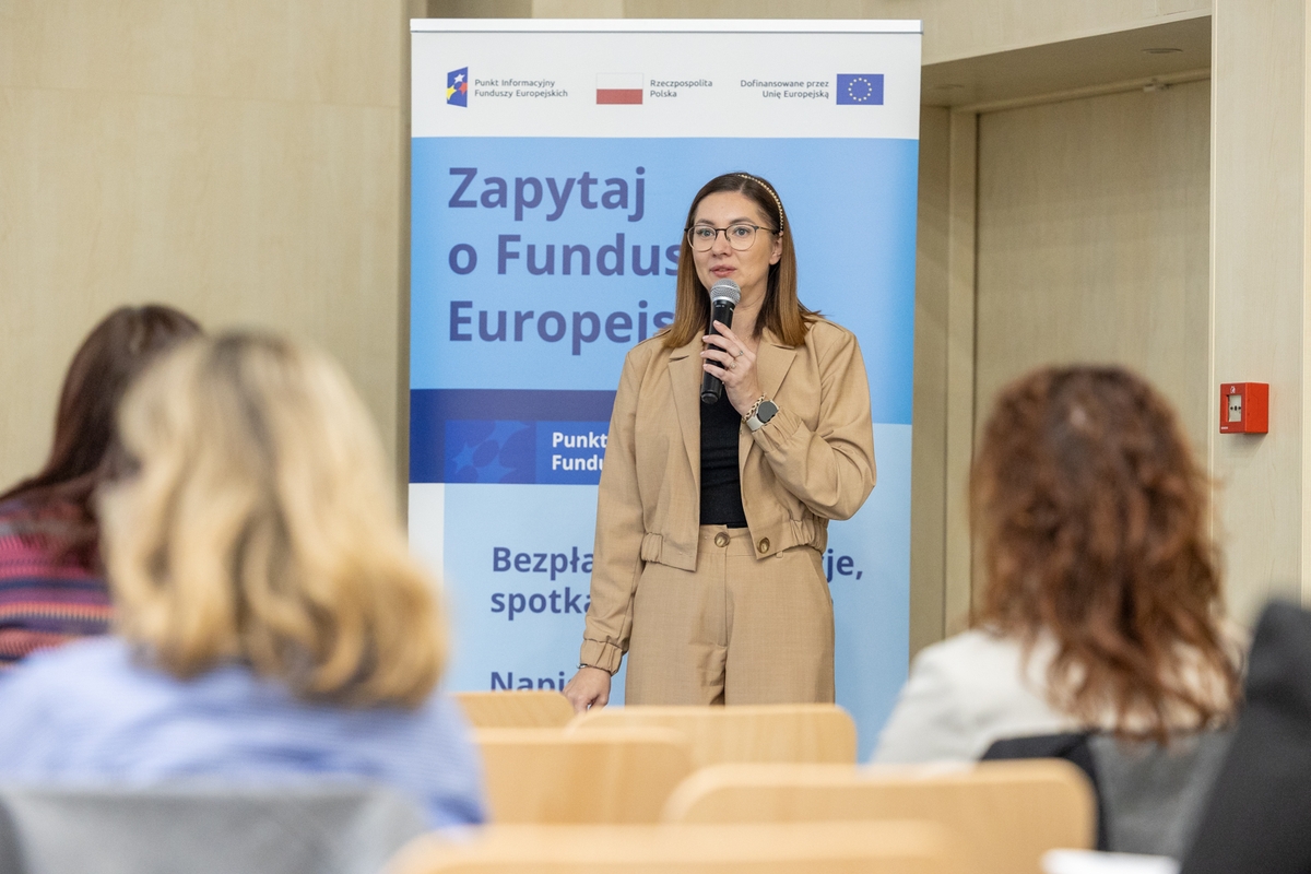 Spotkanie informacyjne nt. europejskiego wsparcia dla NGO-sów, fot. Mikołaj Kuras dla UMWKP
