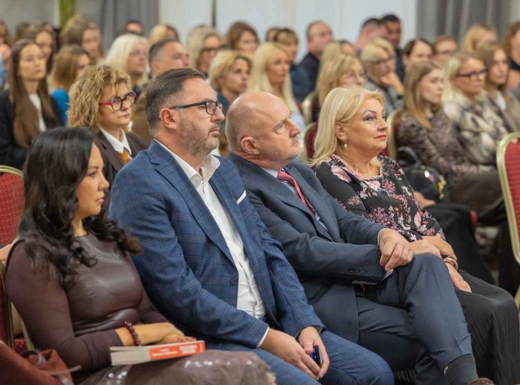 Toruń, Konferencja i manifest dzieciństwo bez przemocy, fot. Mikołaj Kuras dla UMWKP