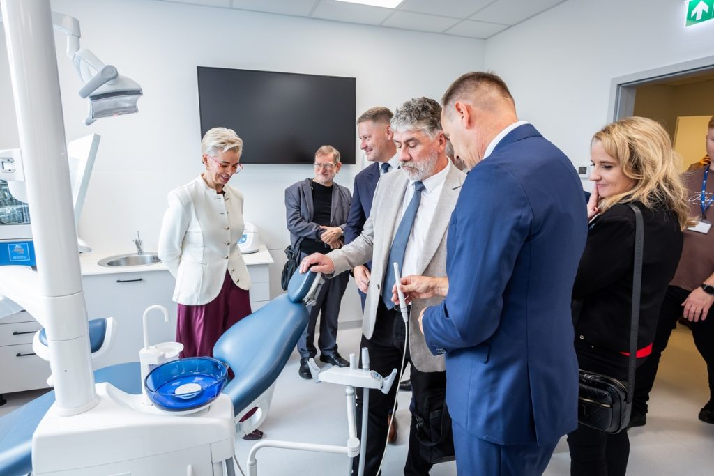 Otwarcie Centrum Stomatologii UMK, fot. Tomasz Czachorowski dla UMWKP