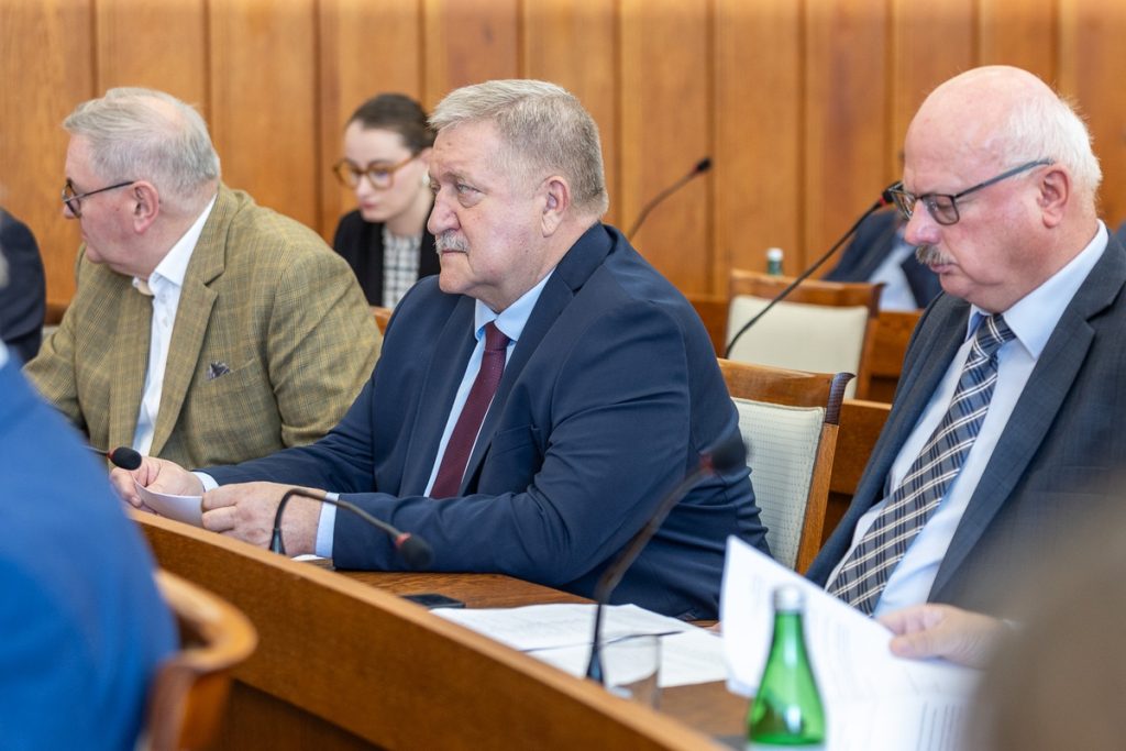 Sesja sejmiku województwa, 28 września 2026, fot. Szymon Zdziebło/tarantoga dla UMWKP