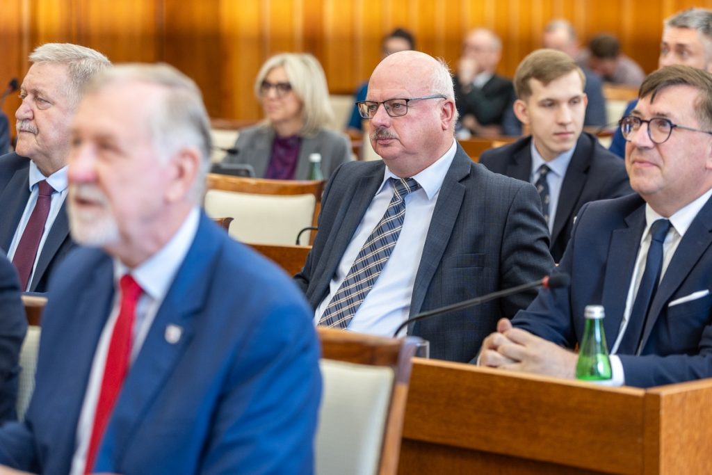Sesja sejmiku województwa, 28 września 2026, fot. Szymon Zdziebło/tarantoga dla UMWKP
