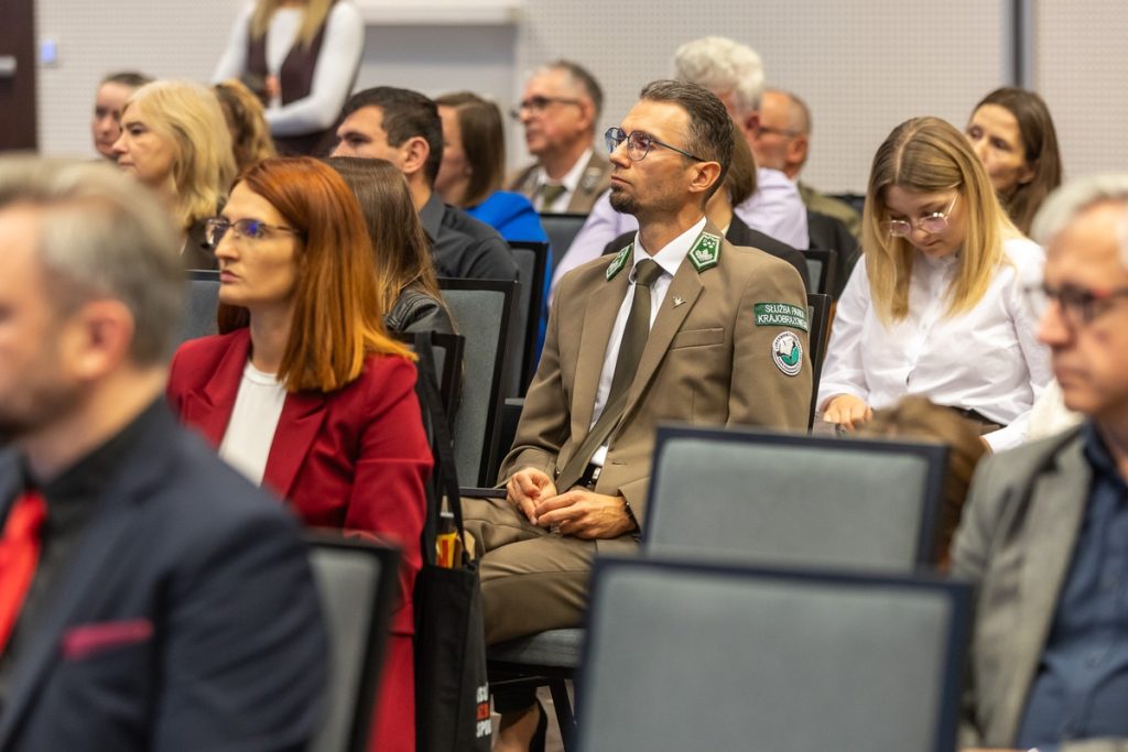 Konferencja „Usuwamy azbest spod strzechy”, fot. Szymon Zdziebło/tarantoga.pl dla UMWKP