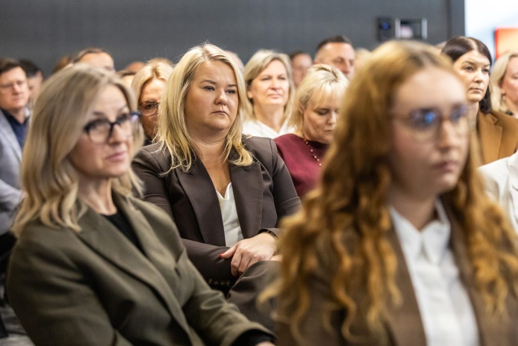 Kujawsko-Pomorskie Targi Rynku Pracy w Toruniu, fot. Szymon Zdziebło/ tarantoga.pl dla UMWKP