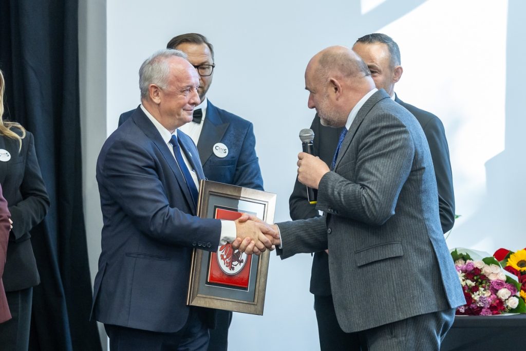 Otwarcie nowej siedziby CUS w Pruszczu (powiat świecki), fot. Szymon Zdziebło/tarantoga.pl dla UMWKP