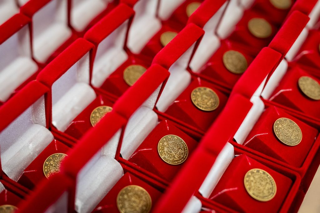 Wręczenie odznak sołtysom z powiatu świeckiego, fot. Tomasz Czachorowski/eventphoto dla UMWKP